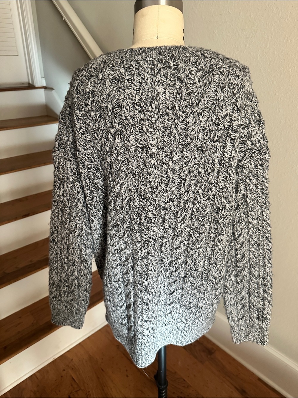 Vince Cable Knit Wool Cashmere Blend Gray V-Neck Sweater Long Sleeve - Picture 8 of 9